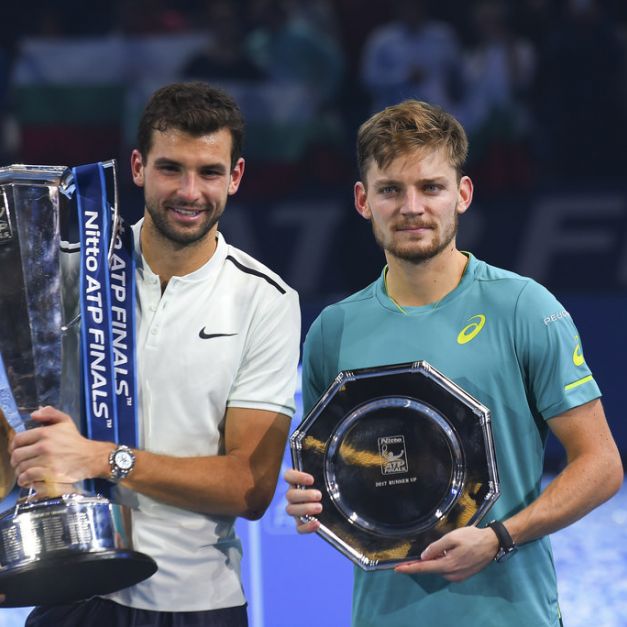 ATP年終賽冠軍Grigor Dimitrov（圖左）與David Goffin合影。（達志影像）