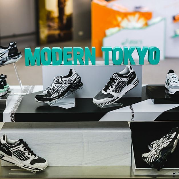MODERN TOKYO摩登東京系列鞋款。（圖／台灣亞瑟士提供）