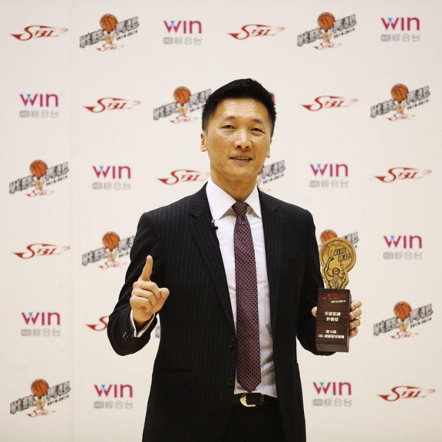 許晉哲生涯第7度獲選為年度教練。（籃協提供）